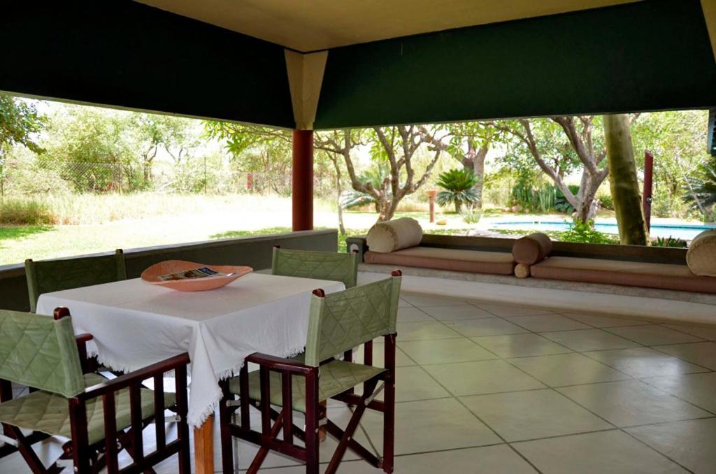 Tingala Lodge - Bed In The Bush Phalaborwa Exterior foto